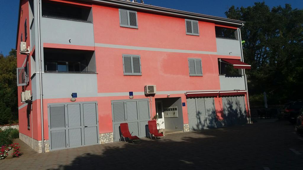 Nikka Apartman *